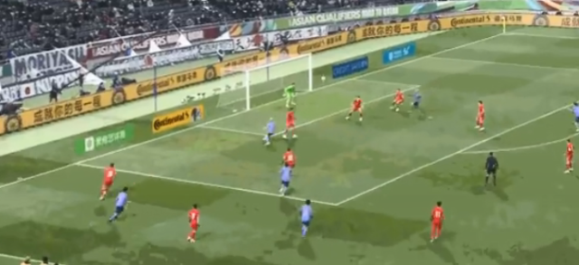 放世界杯足球预选赛中国日本队的（中国男足0：2不敌日本队，卡塔尔世界杯出线基本无望）