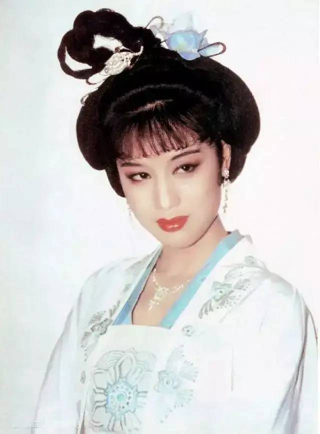重温95版《武则天》:女演员颜值都是天花板,43岁刘晓庆都美到哭