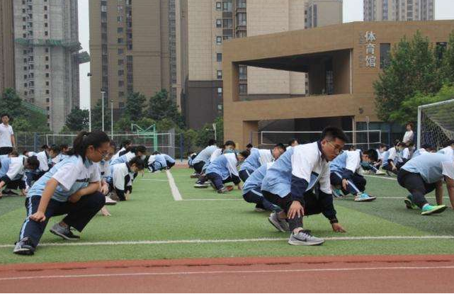 考上警校不能当警察？只因“年少无知”惹的祸，原来政审这么严格