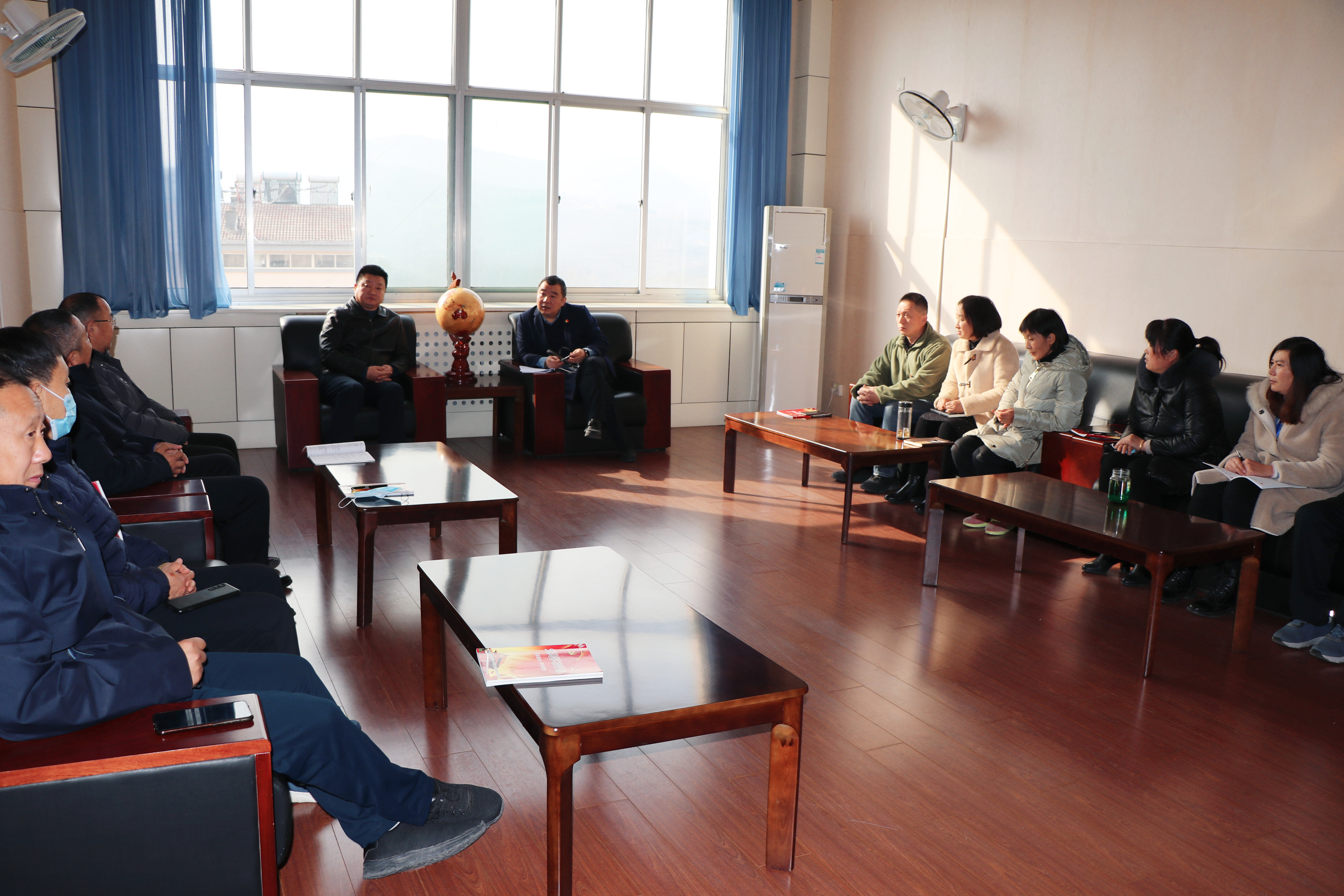 市委宣讲团走进南部山区宣讲党的十九届六中全会精神