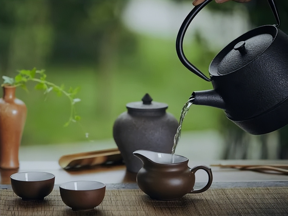 什么茶下火（推荐5种可以清热降火的茶饮）