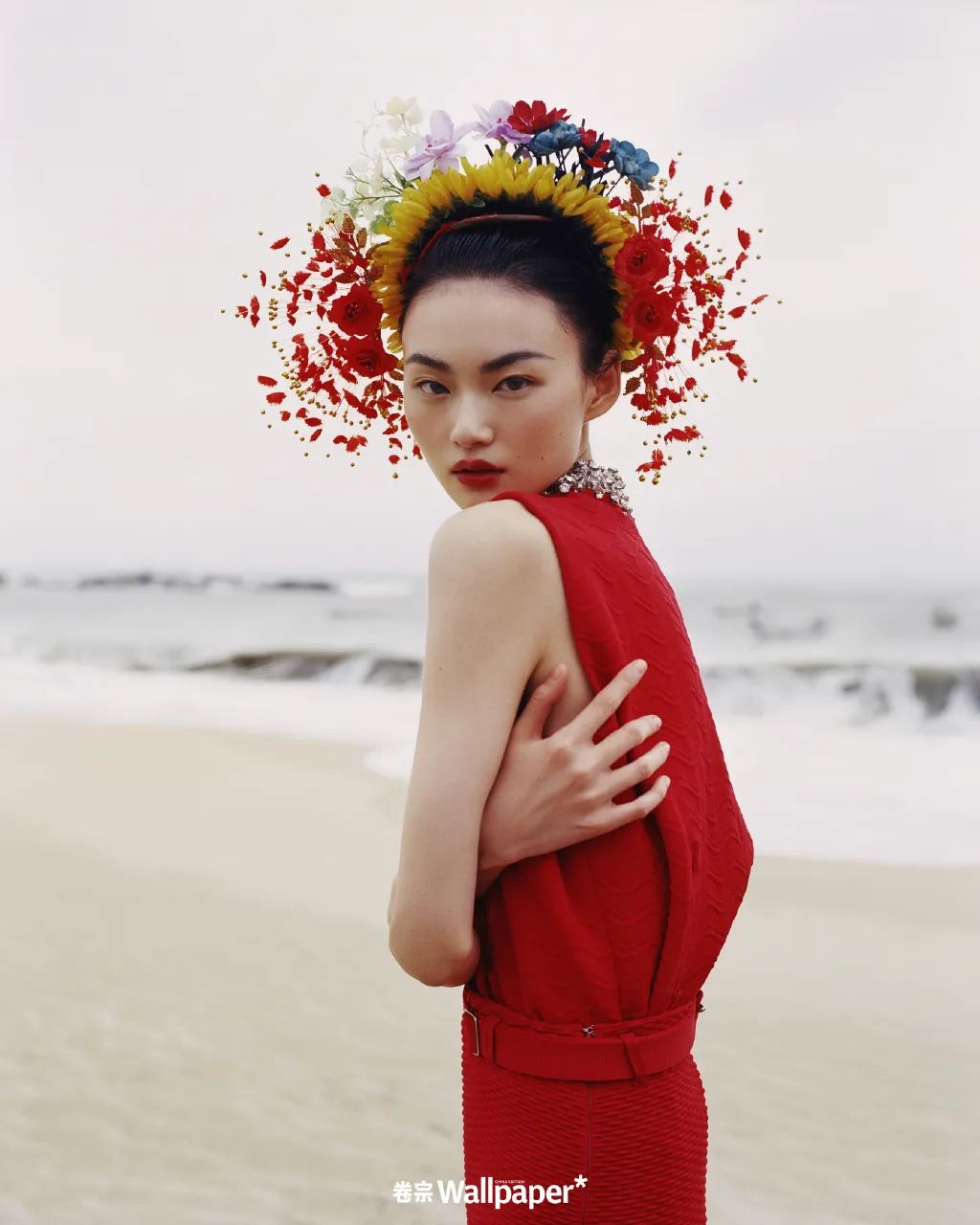 被王嘉尔颓丧风造型帅到！这些小众的宝藏杂志也太会拍了吧…