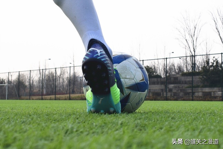 足球鞋买什么鞋钉（Puma Future Z 1.2 MG足球鞋，绿茵实战派）