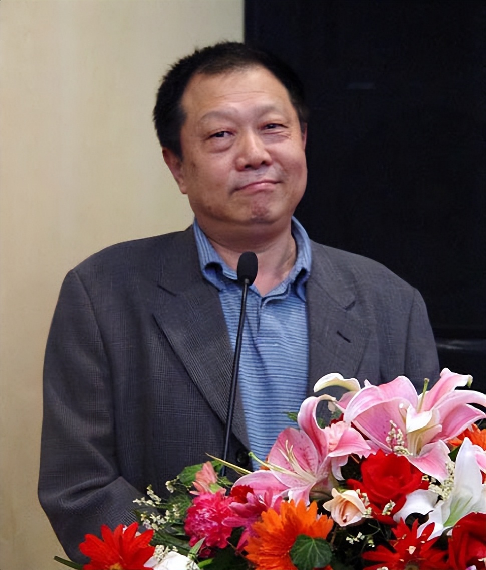 刘佳：演《黑三角》成名，荧屏上的坚强母亲，生活中的贤妻良母