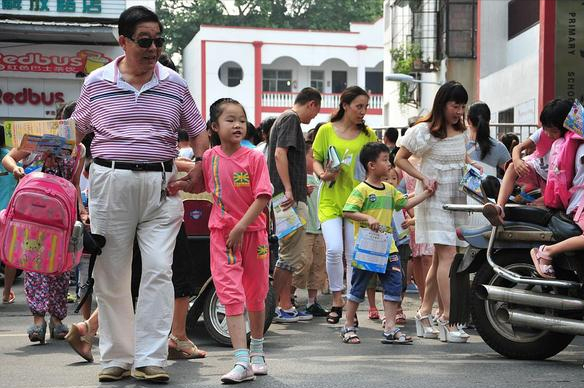 广州市2所大学毕业证一文不值，已被点名曝光，家长报考需谨慎