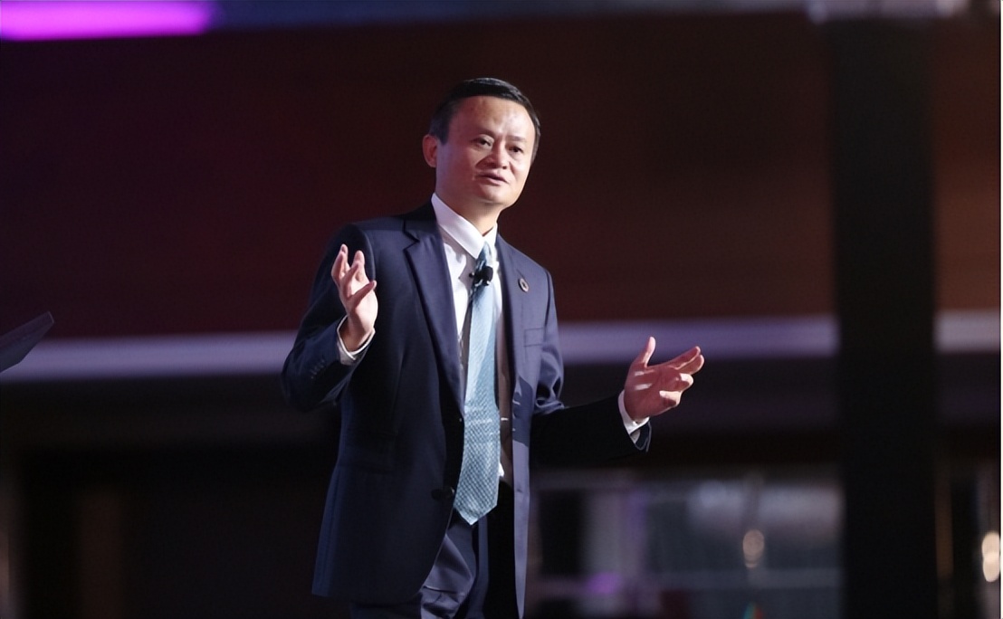 申通快递创始人陈小英：146亿把申通卖给马云，又凭雨伞揽上百亿