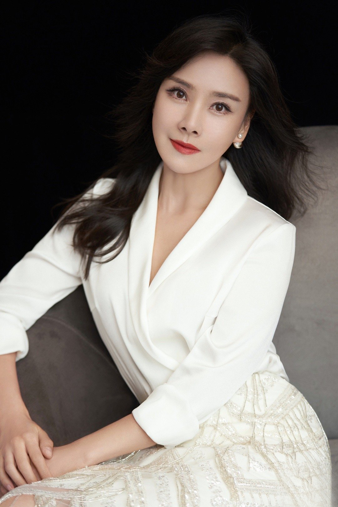 何琳:婆婆是老戏骨吕中,照顾婆婆五年没拍戏,如今苦尽甘来