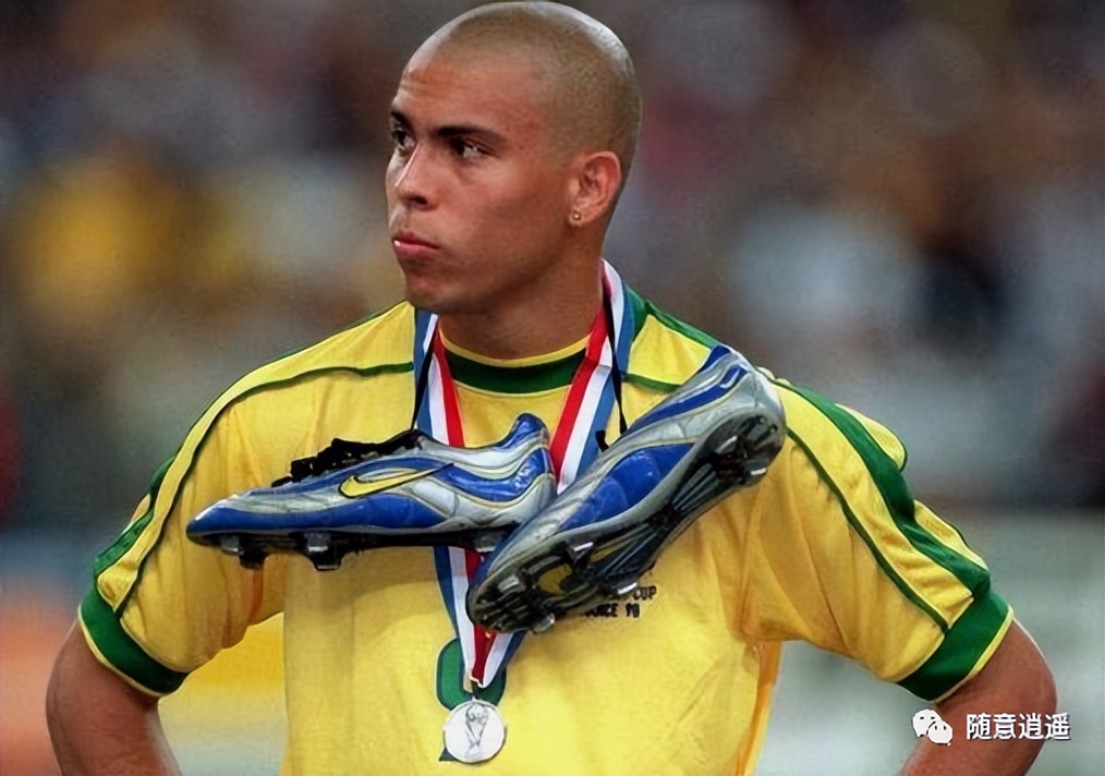 为什么南非世界杯有苍蝇叫（人生，不过几届世界杯）