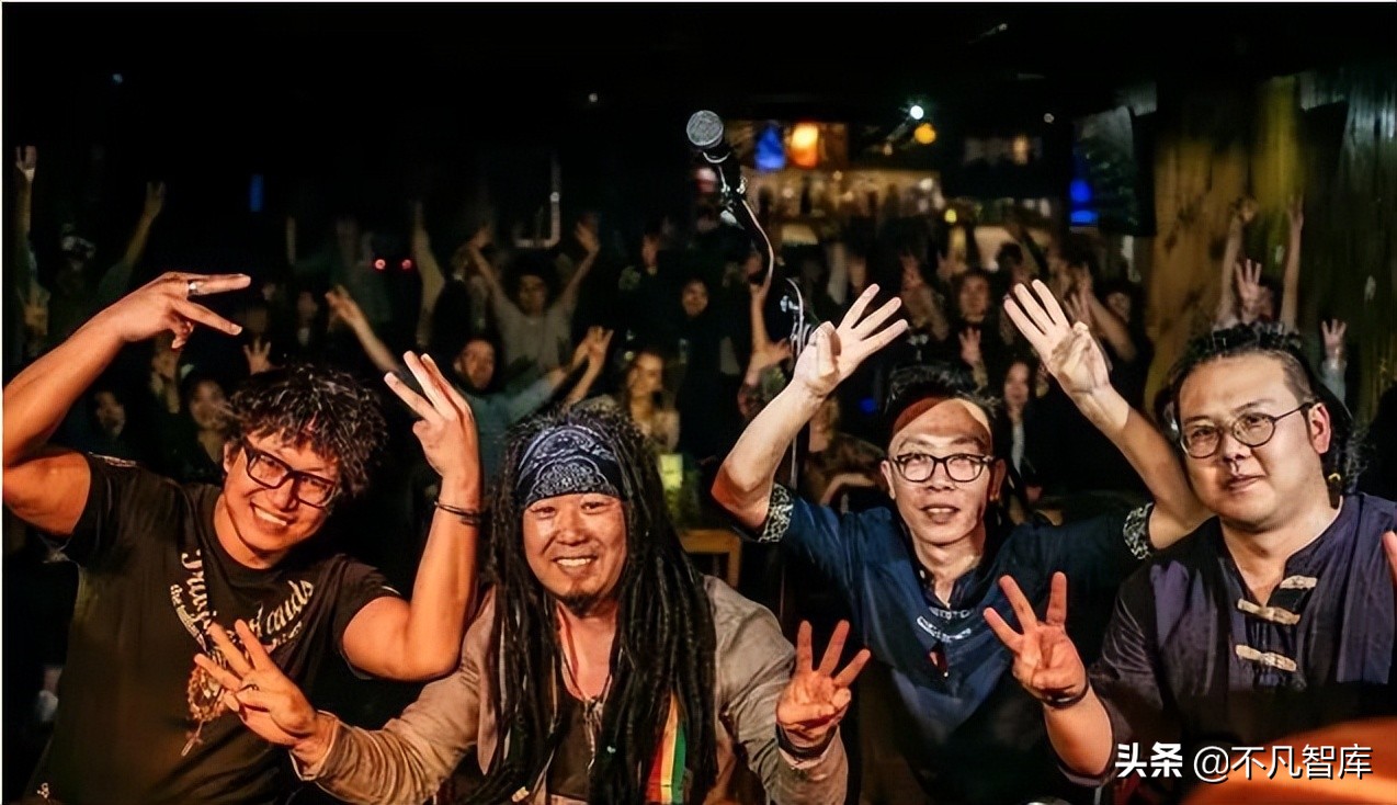 美国最富黑人：从欠债3.5亿到身价430亿，还曾在南京上过小学