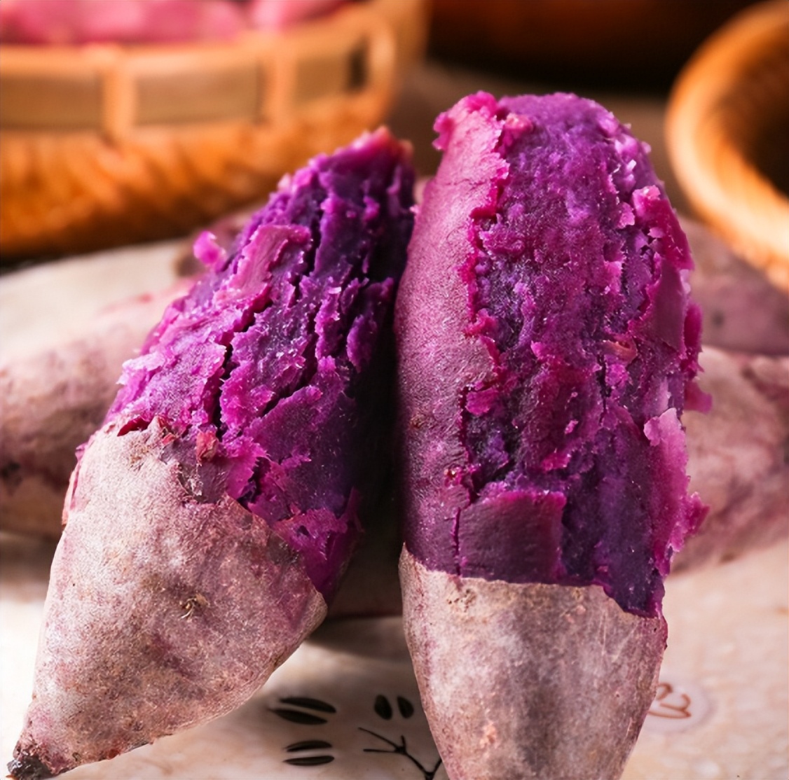 甘薯和红薯的区别(紫薯和红薯有何区别?哪个营养价值更高?