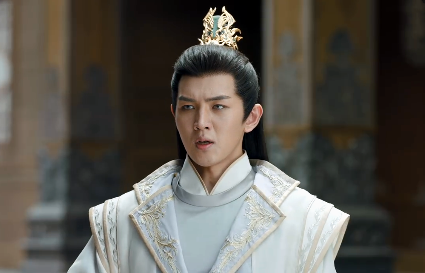 萧崇自然不会相信这一点,而瑾萱会表忠心,把自己