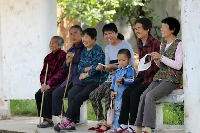 我觉得自己老了两年(俗话：“人老两年坎，迈过得福寿”，是哪两年？如何才能跨过)