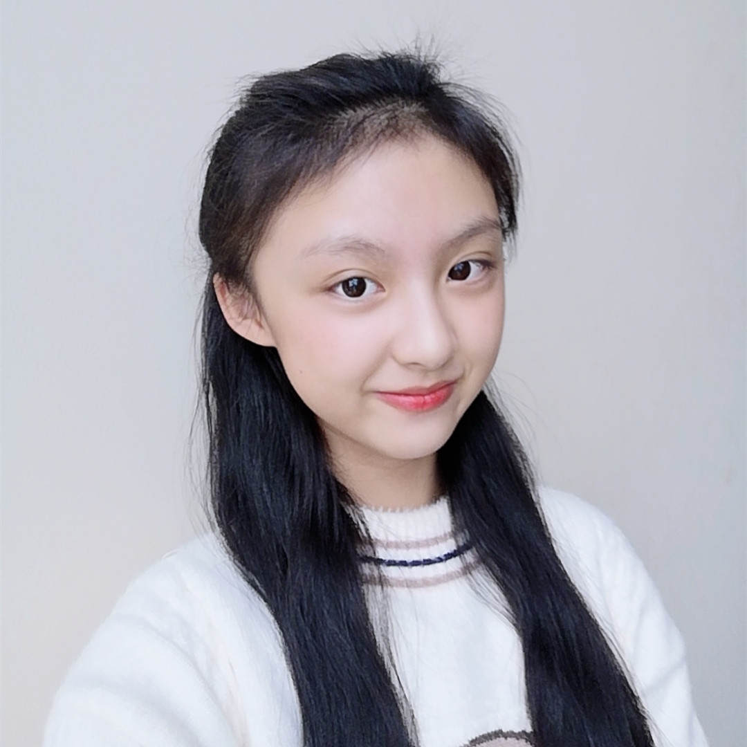 目前来看,饭姐是不用担心周漾玥"长残"的这个问题了.