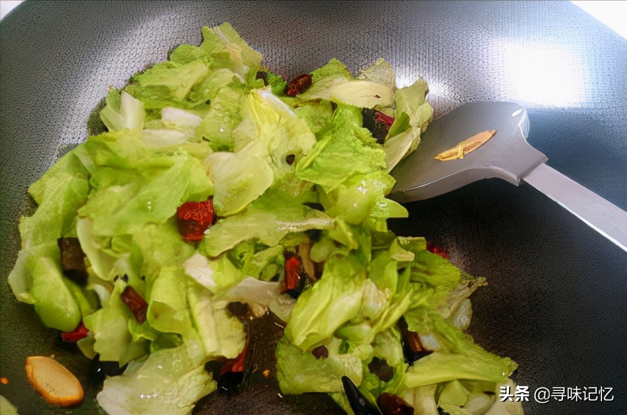 熗炒圓白菜,熗炒圓白菜的做法