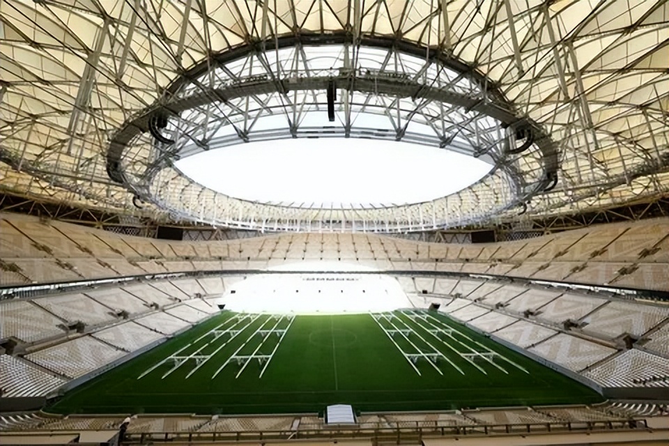 世界杯最大的足球（6项世界之最！这个史上最复杂的世界杯主赛场，由中国承包中国造）