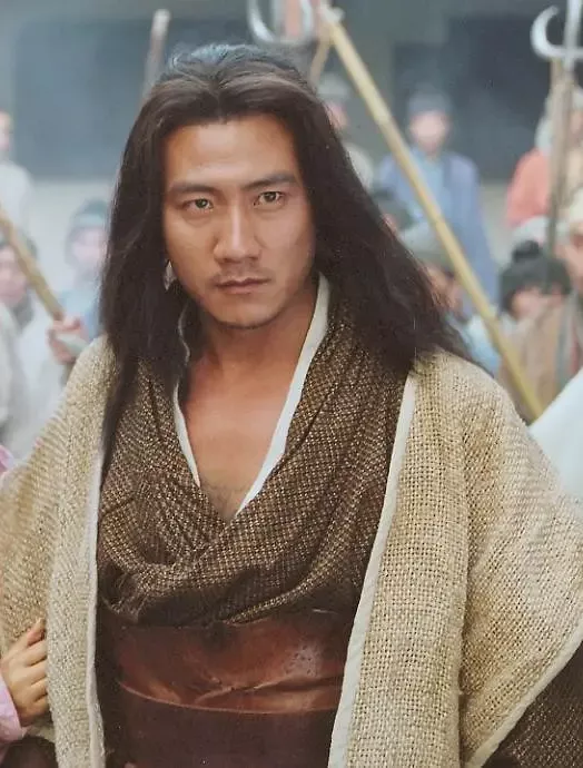 和刘烨拍床戏，迷倒吴京张涵予，这个男星凭什么能“男女通吃”？