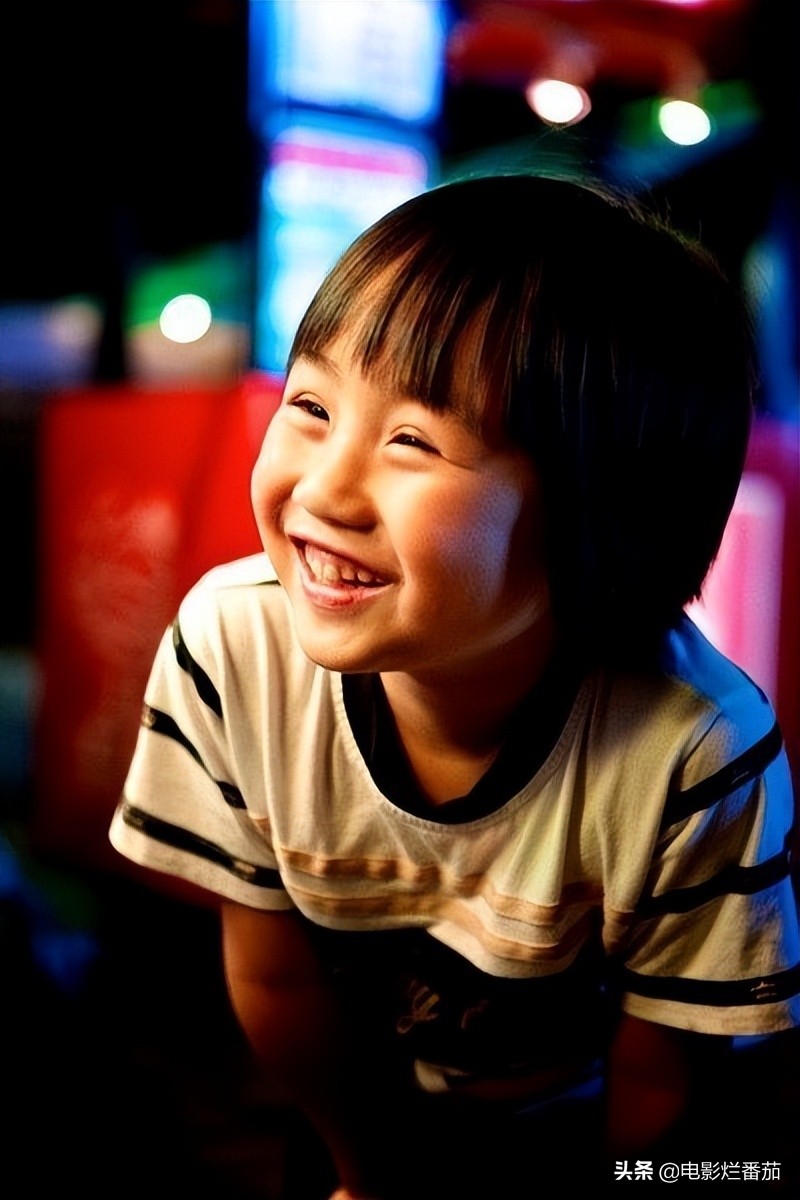 红极一时的童星，纷纷找出路，有的当上CEO，有的沦落街头摆地摊