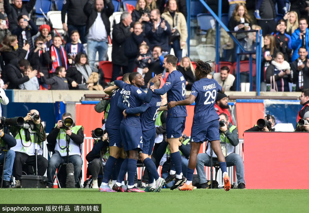 2017年欧洲杯冠军是谁（8年惨案3年16郎！大巴黎“欧冠梦碎”该梅西背锅吗？）