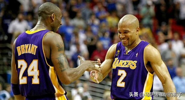 NBA魔术横扫湖人（09年魔术常规赛横扫湖人，东决淘汰骑士，为何总决赛却惨败给湖人）