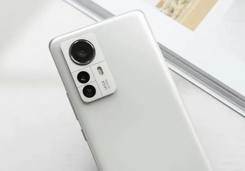 小米全能旗舰:骁龙8gen1 e5屏 50mp徕卡主摄,突降1200元