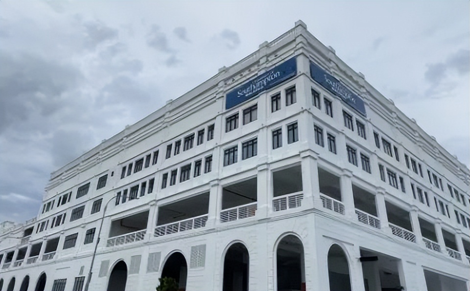 这10所世界名校的马来西亚分校，却只需1/3的费用