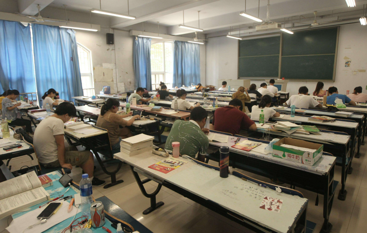 复旦大学“硬核”试卷，一道题值60分，考生：我终于不用挂科了