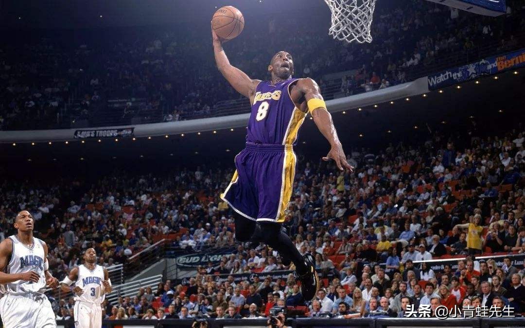 踢足球累还是打篮球（篮球运动量大于足球？）