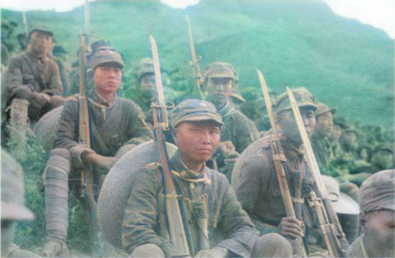抗日女英雄惨遭日军凌辱,一张微笑的照片,日本兵却珍藏了53年