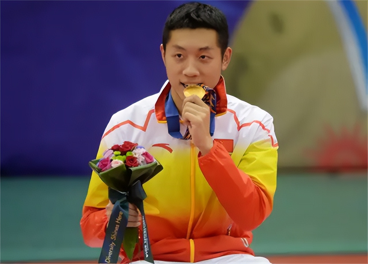 国乒"不倒翁"许昕:老婆是国乒第一美女,为他放弃整个职业生涯