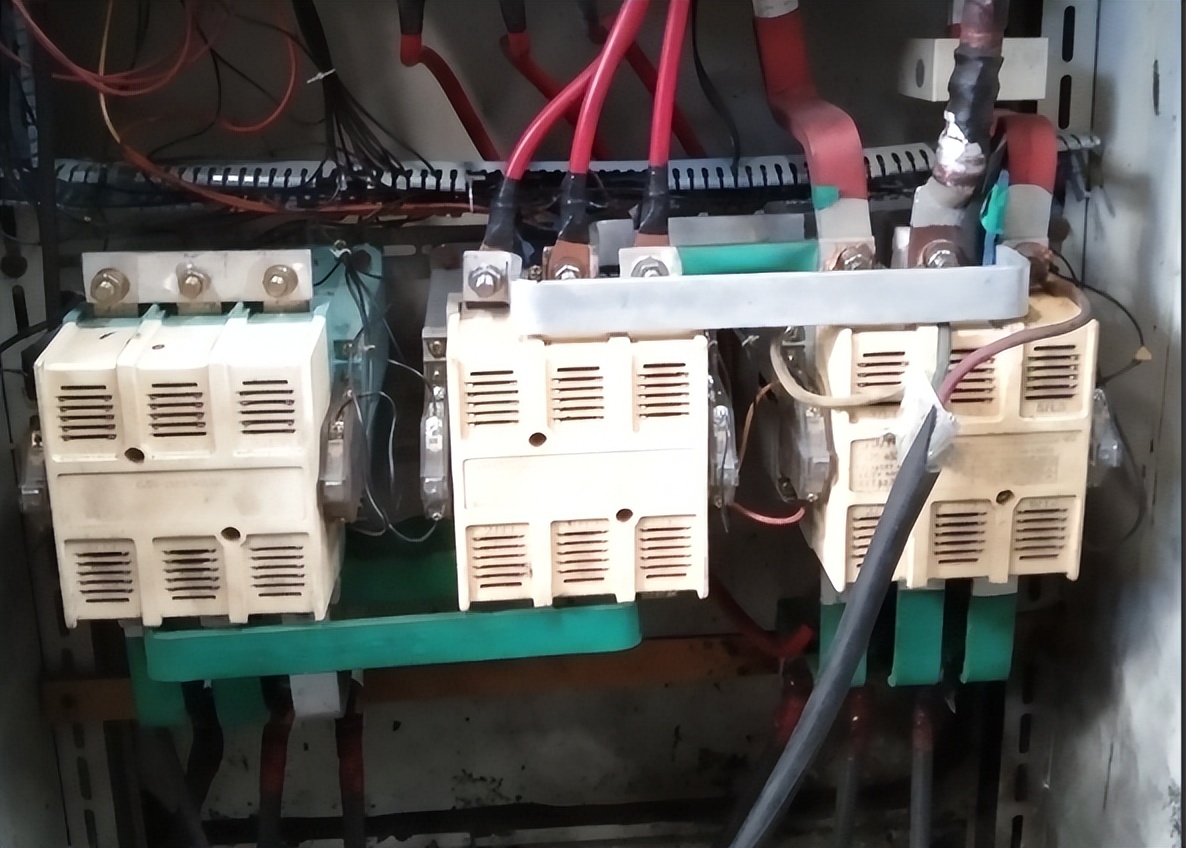 400A接触器常见故障分析及解决方案