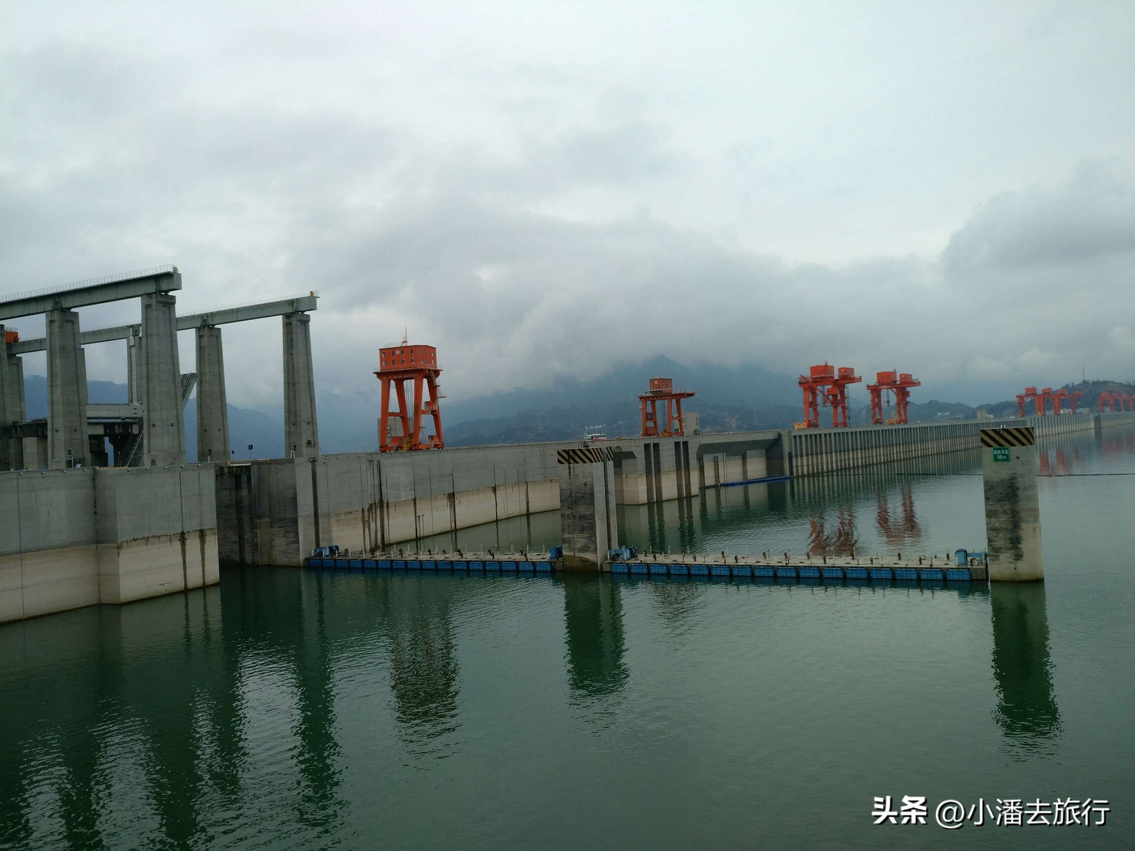 什么是三峡游轮船票的二次消费？上船后是否需要另外花钱