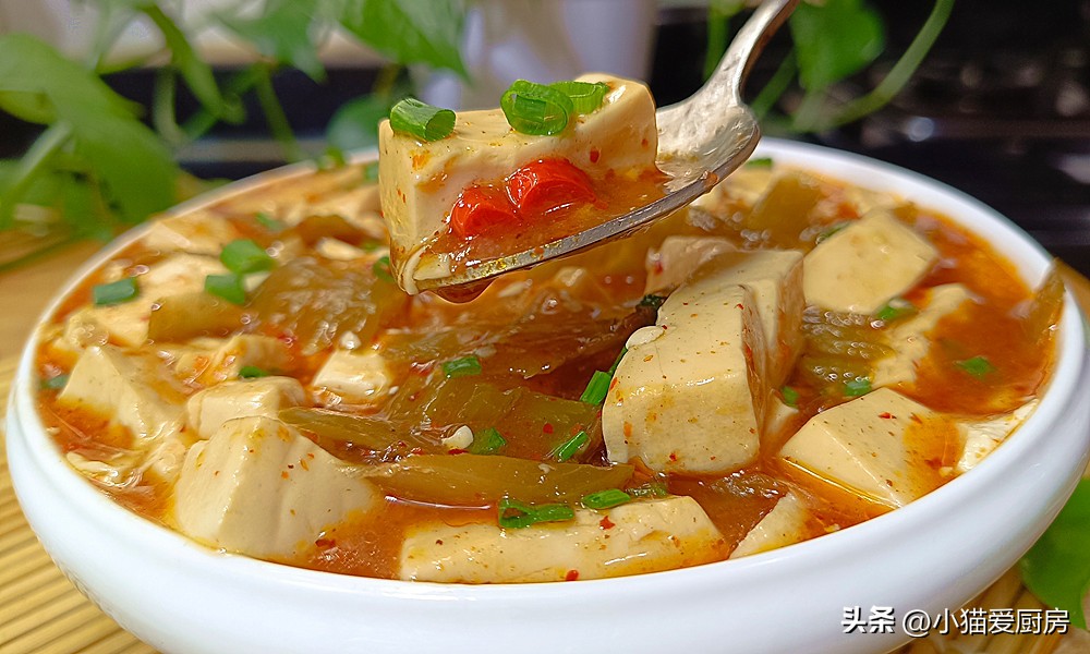 【泡酸菜烧豆腐】做法步骤图 咸香酸辣，特别开胃下饭-起舞食谱网