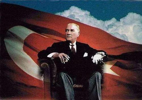 1982年土耳其移民奥斯曼(俄乌冲突土耳其成赢家？一文看懂一战后土耳其国策，国父也有失误)