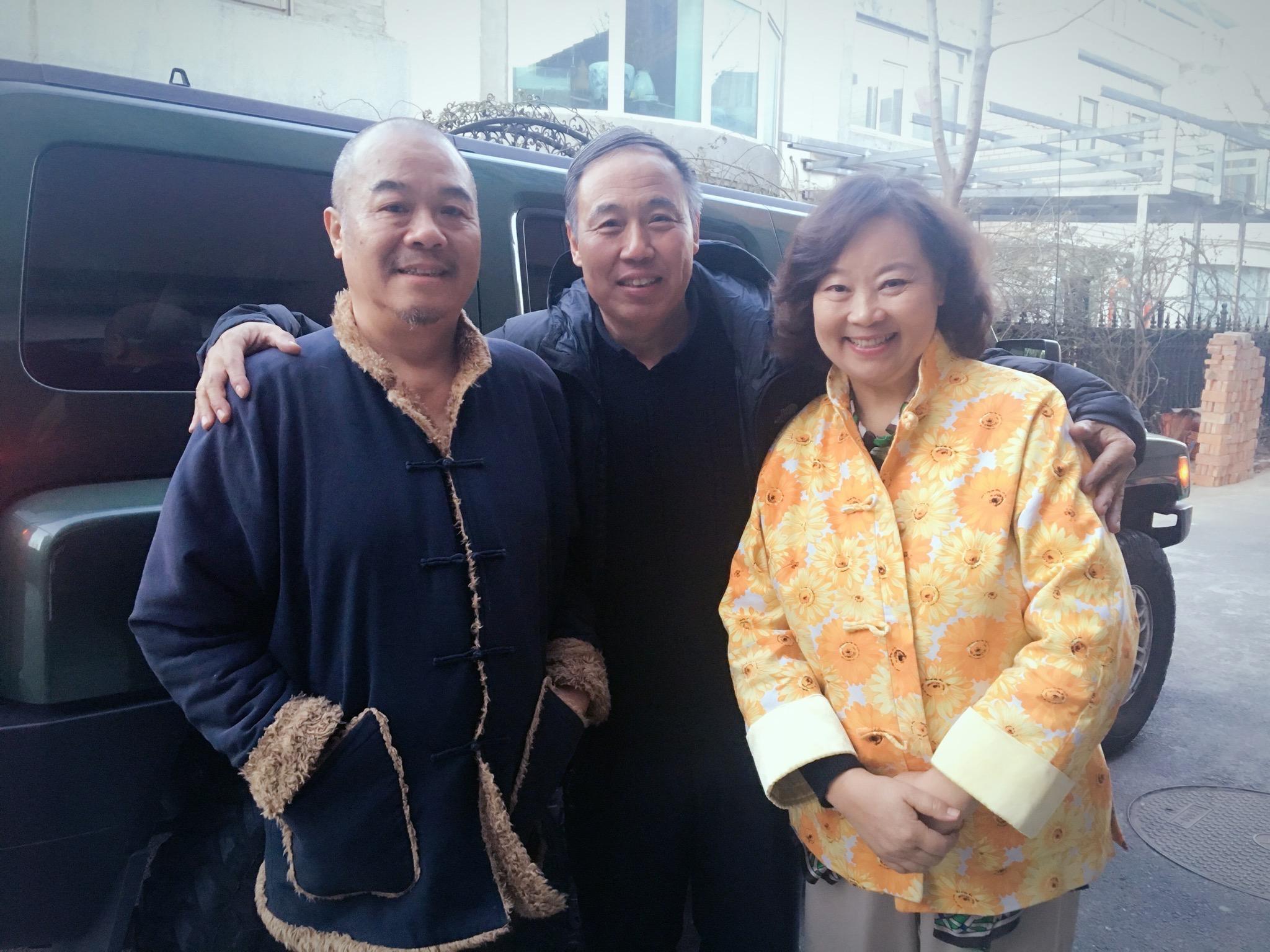 演员方青卓:与二婚小丈夫提离婚后,儿子一句话刺痛她的心