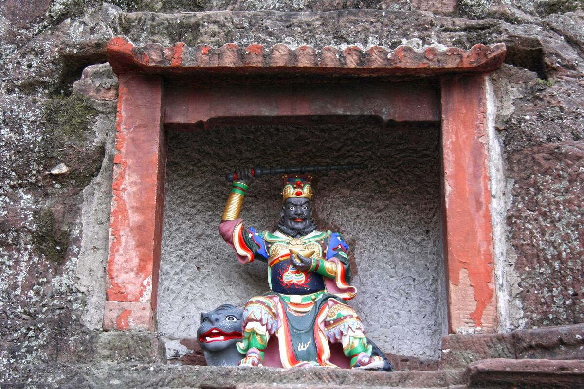 中国人没有信仰？为什么中国神仙那么多，但中国大多都是无神论者