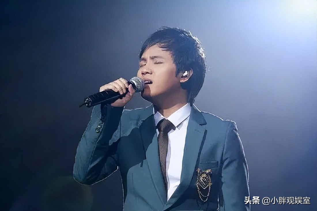 23岁凭一首歌狂赚2亿，29岁成音乐教授，情歌王子郑源到底有多牛
