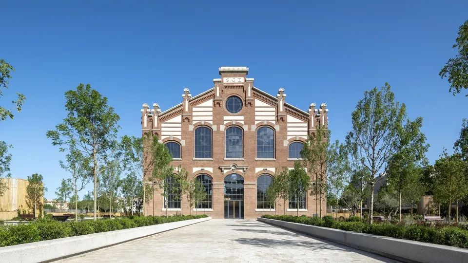 零碳行动：智利节能灯公司改造能源建筑成就最高碳排放标准