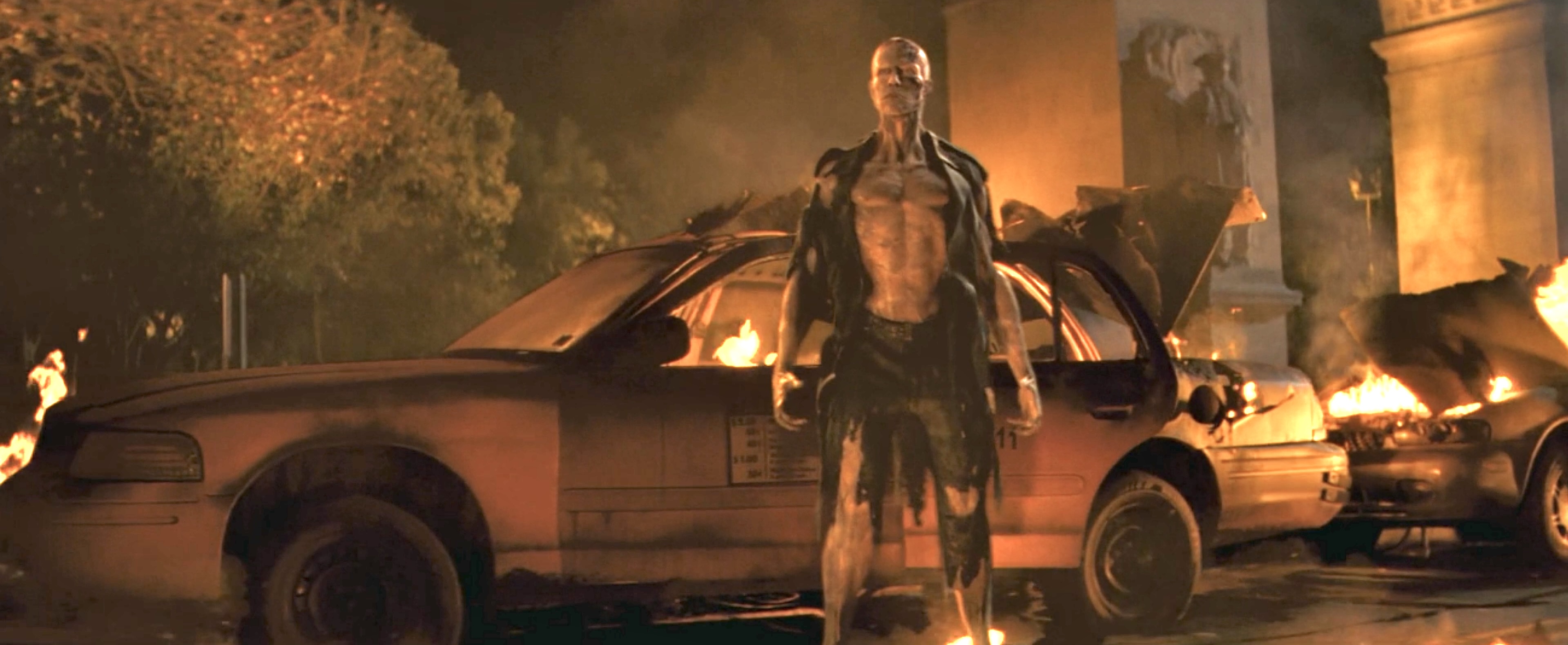 病毒造成56亿人死亡,6亿人变成丧尸,《我是传奇》夜魔起源揭秘