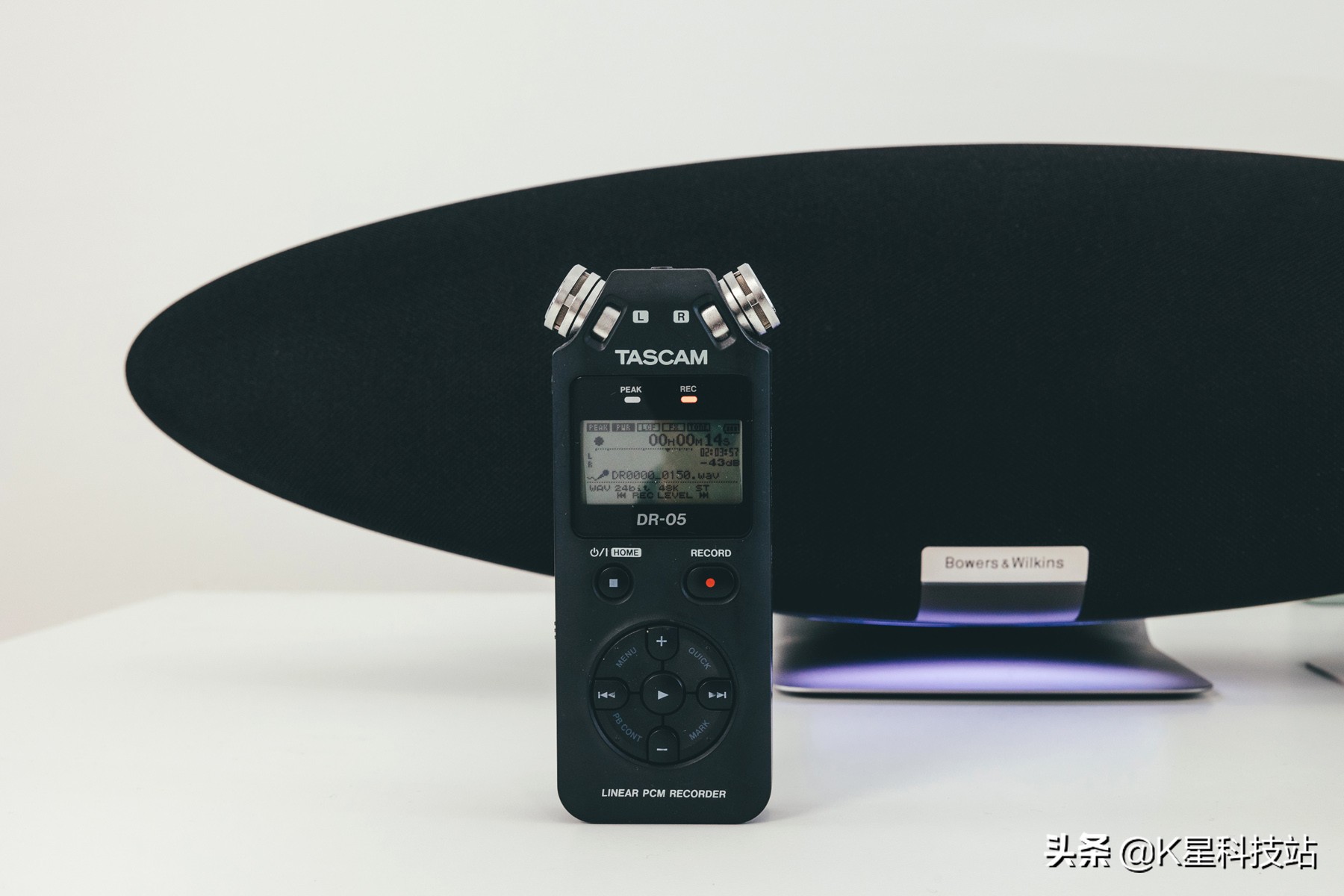 如雷贯耳的传奇，宝华韦健新一代Zeppelin飞艇无线音箱体验