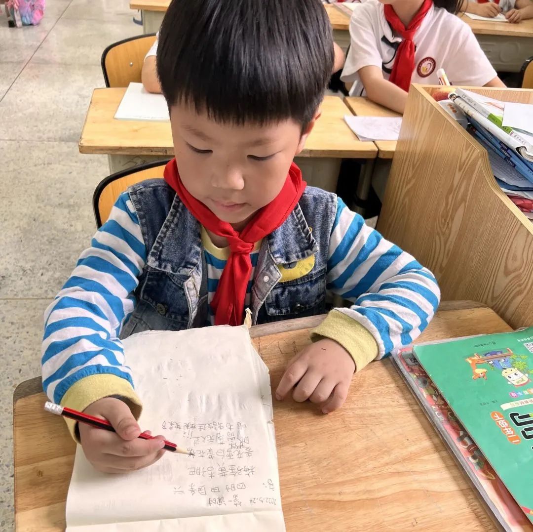 成都高新区朝阳小学深入开展二十四节气之小满有关活动