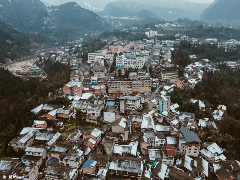 成都周边游 | 川西的雪国秘境，我与瓦屋山的纯白约定
