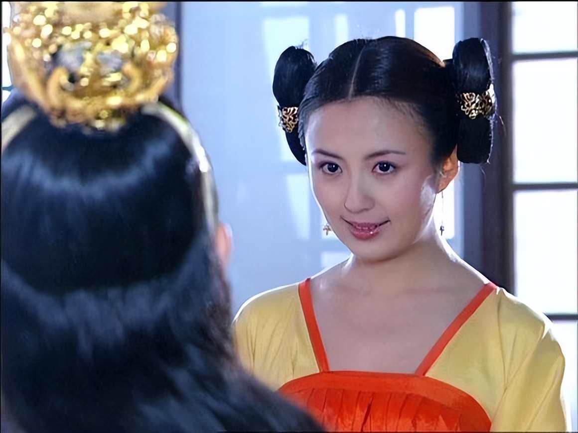 杨童舒的"消失",是娱乐圈的"悲哀"