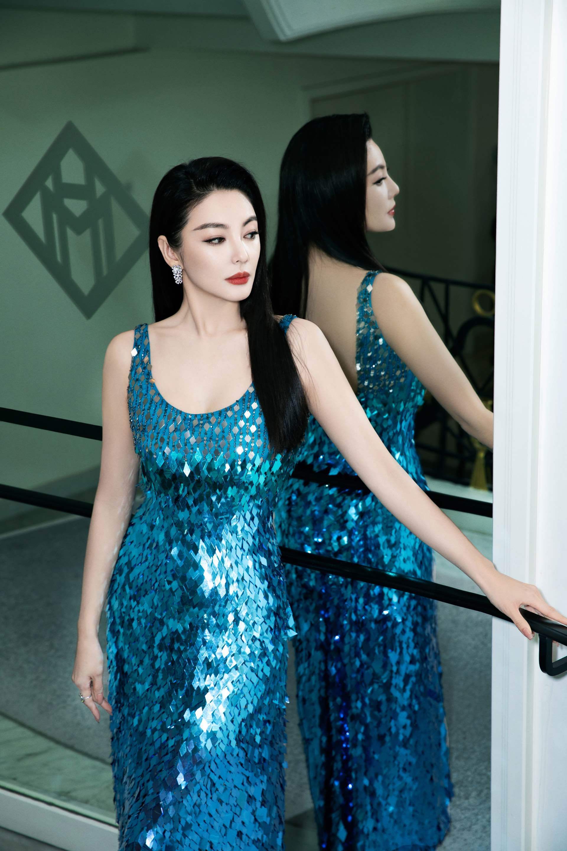 戛纳第八天:范冰冰婀娜冶艳,海清深v性感,张雨绮完胜超模