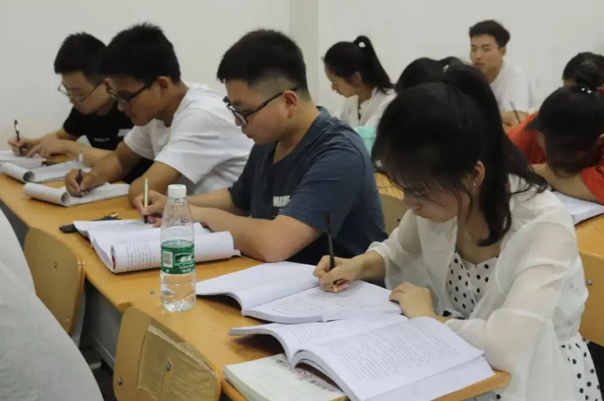 部分证书已经被“取消”，考到手几乎没有用处，大学生别浪费时间