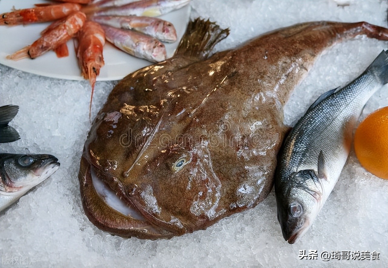 海魚比淡水魚的營養價值高很多,尤其海魚身上的dha對大腦有補益的好處