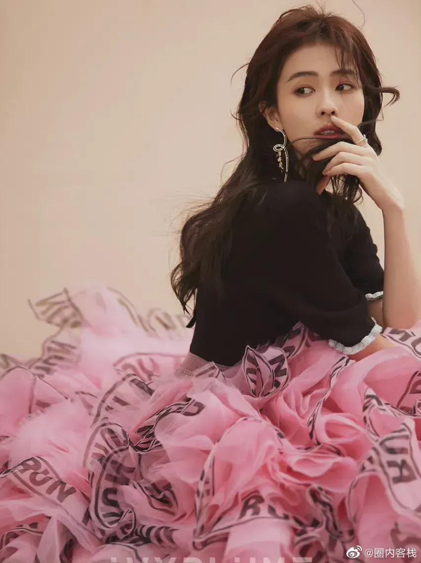 高圆圆、古力娜扎、蔡文静美图大赏，微微一笑很倾城