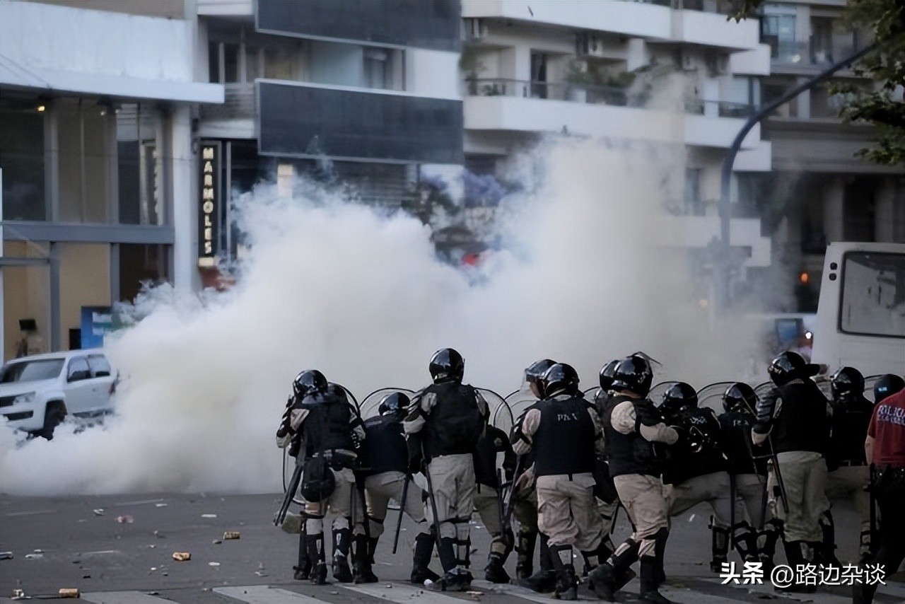 英国国家德比(无德比，不足球！盘点世界足坛最著名最火爆的德比大战)