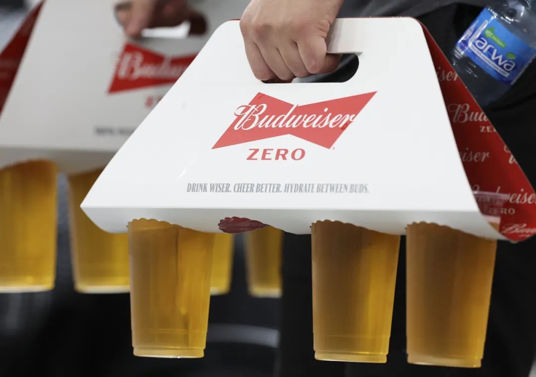 2021世界杯酒吧活動策劃（這屆世界杯，百威遇上了禁酒令，已投入7500萬美元）