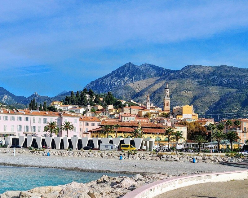 浪漫之国：法国最美丽的33个城市