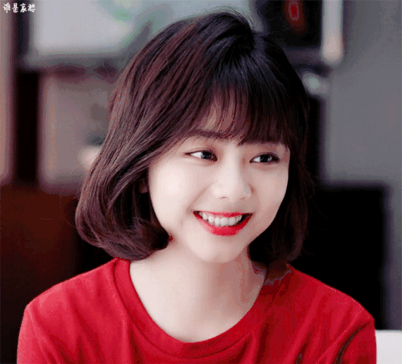 “被高估”的5位女演员，赚钱赚到手软，有人却拿不出像样的作品